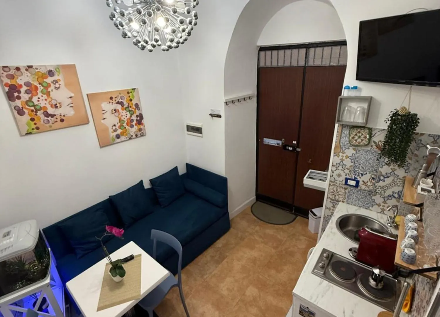 Caminneci Palace & Rooms Palermo 0*,  İtalya